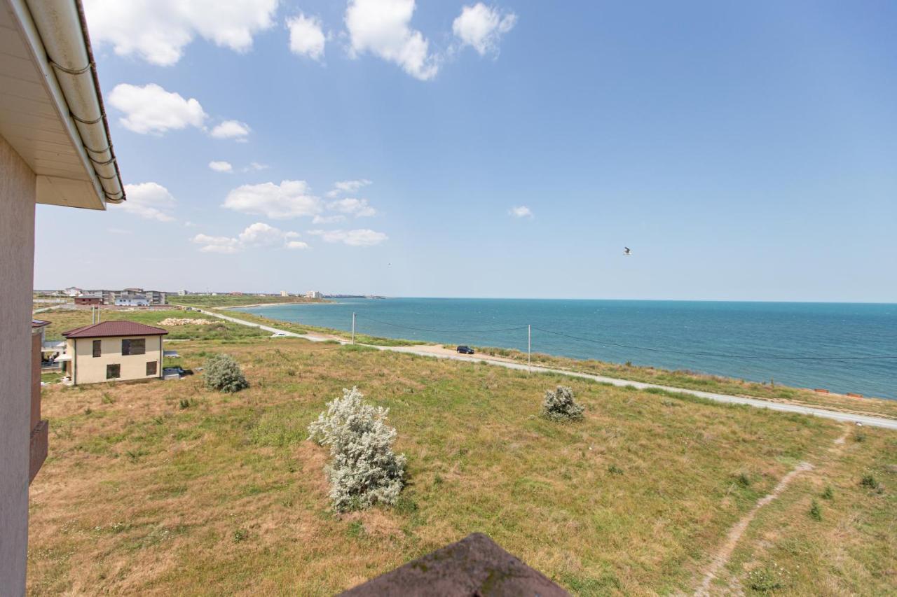 Отель Casa Eden Костинешти Экстерьер фото